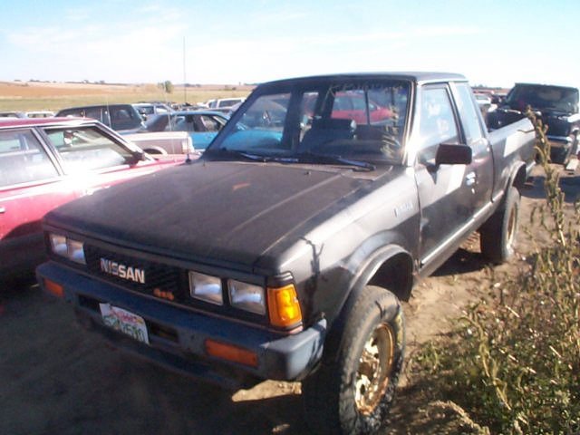 1985 Nissan pickup truck parts #9