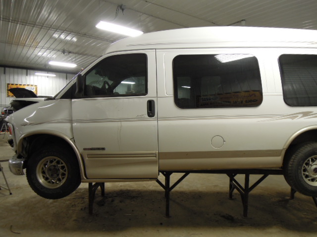 2001 GMC SAVANA 1500 VAN AIR FLOW METER 91898 MILES  